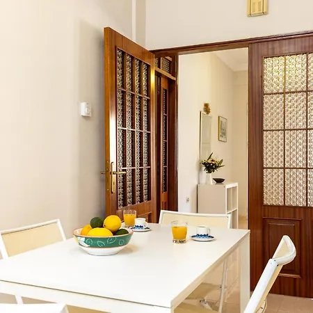 Cozy 2 Bedroom In Chania