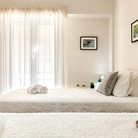 Cozy 2 Bedroom In Chania Apartment *